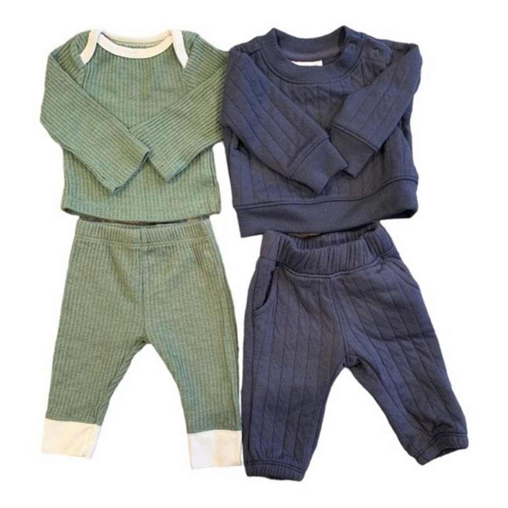 Newborn bundle clue island and Cat&Jack sweatshirt and joggers